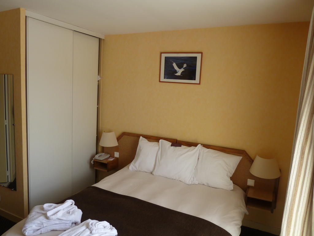 Best Western Les Bains Hotel Et Spa Perros-Guirec Eksteriør bilde